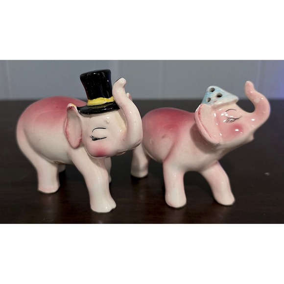 Relco Other - Relco Vintage Pink Elephant Salt Pepper Shakers Top Hat Party Hat Set